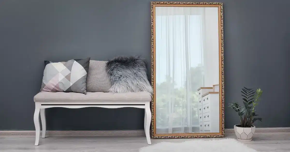 How to Pack and Transport a Mirror Without Breaking It