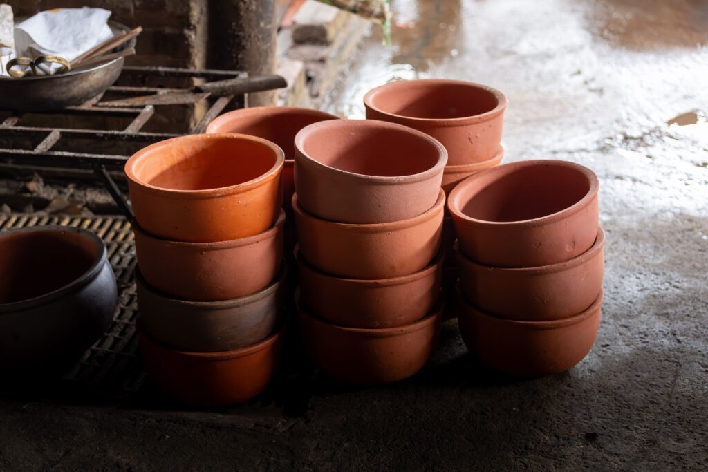 stack of pots